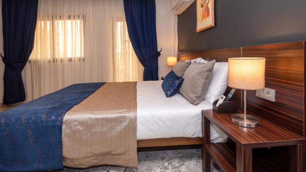 Souare Premium Hotel Conakry Exterior photo