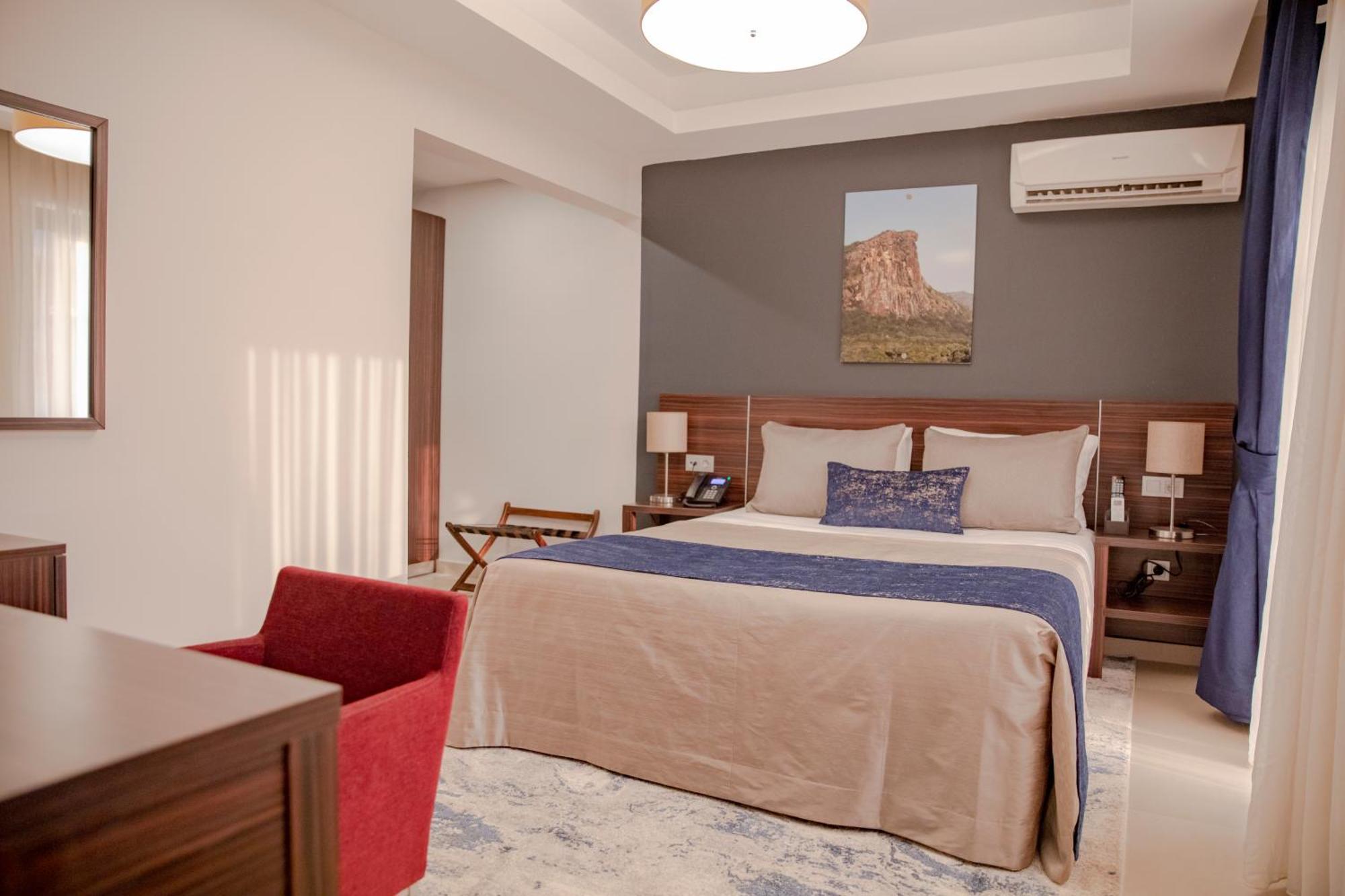 Souare Premium Hotel Conakry Exterior photo